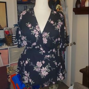 Torrid size 1 black w/floral design